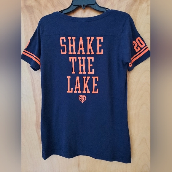 Pink brand t-shirt - Picture 3 of 6